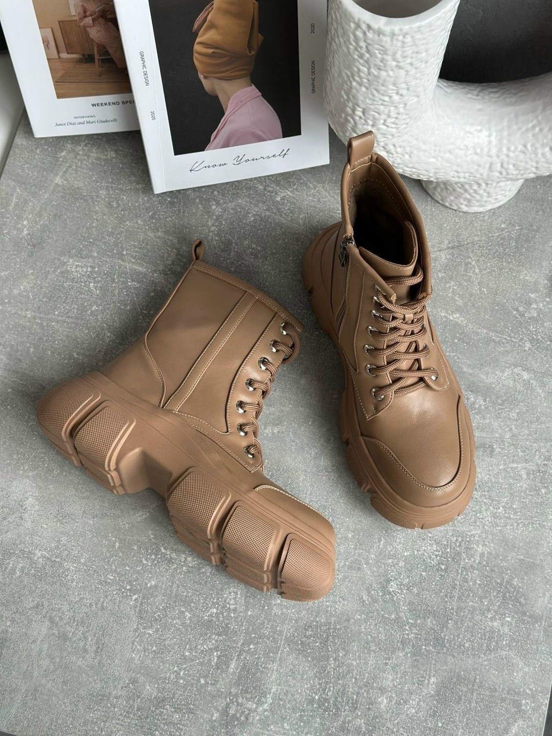 ботинки женские,ботинка женские зимние,женская  зимняя,,ботинки женские черные