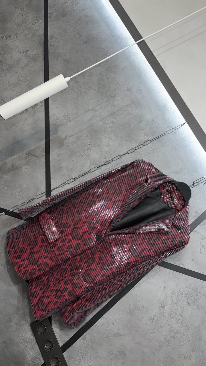 пиджак классический леопардовый fashionboom,пиджак леопардовый,леопардовые костюмы,женский блейзер с леопардовым принтом,пиджак классический fashionboom цвет серый леопардовый