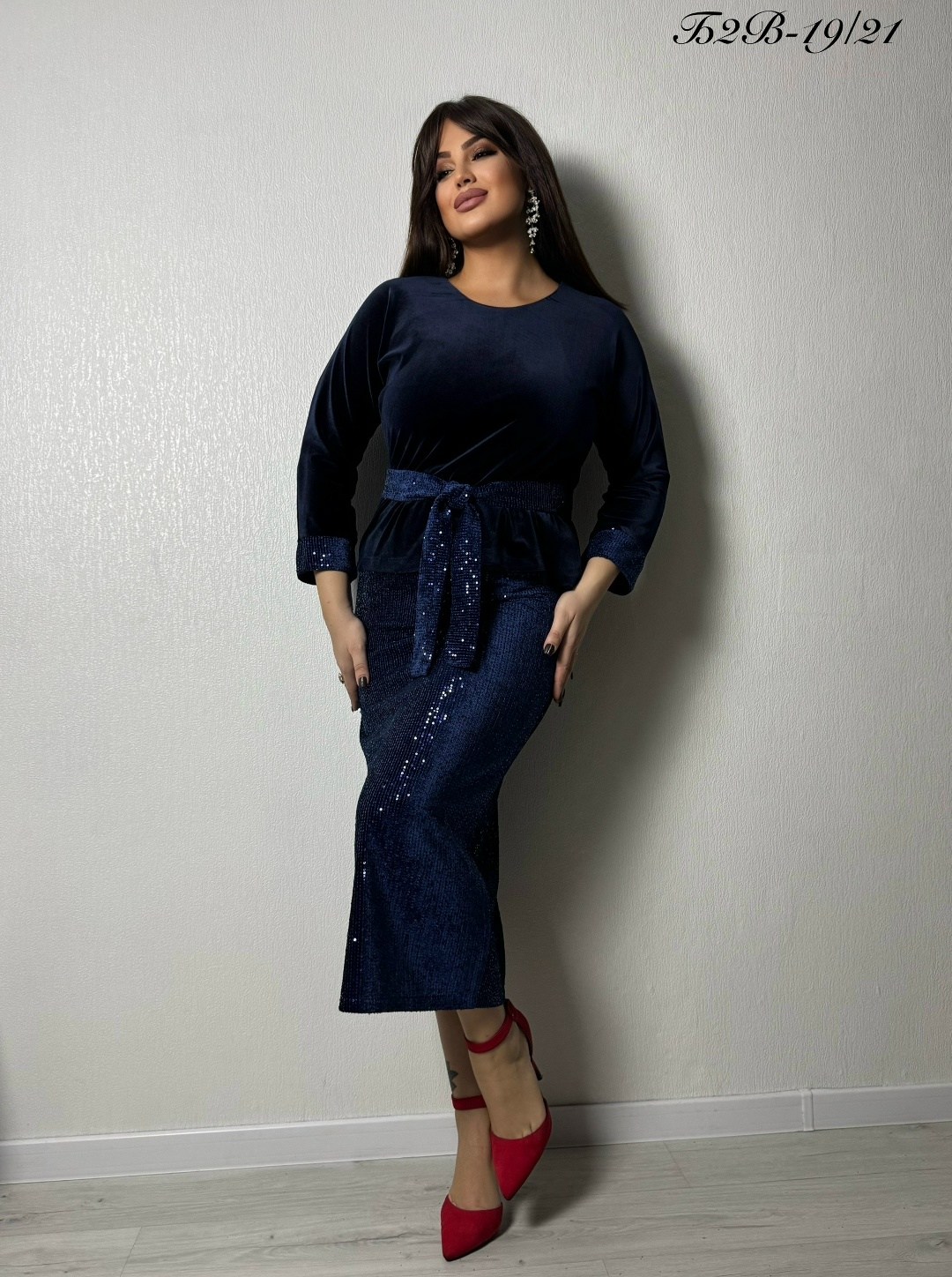 костюм из бархата женский с юбкой,костюм с юбкой,платье нарядное,костюм из бархата женский,вечернее бархатное платье vi oro 1154-5 синий