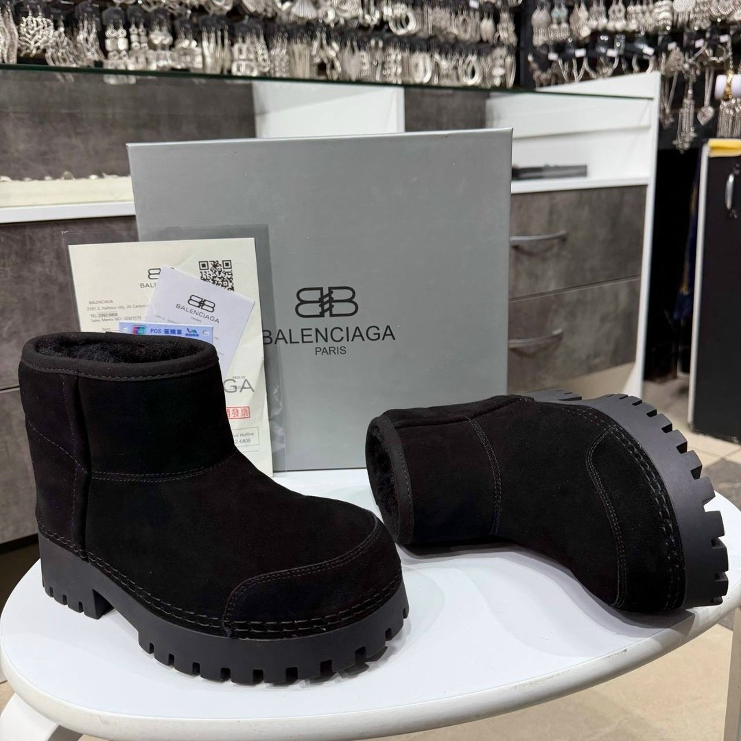 зимние женские брендовые ботинки balenciaga alaska fur bootie premium,,ботинки balenciaga alaska fur bootie premium,женские ботинки balenciaga premium alaska fur low boot - black,угги женские
