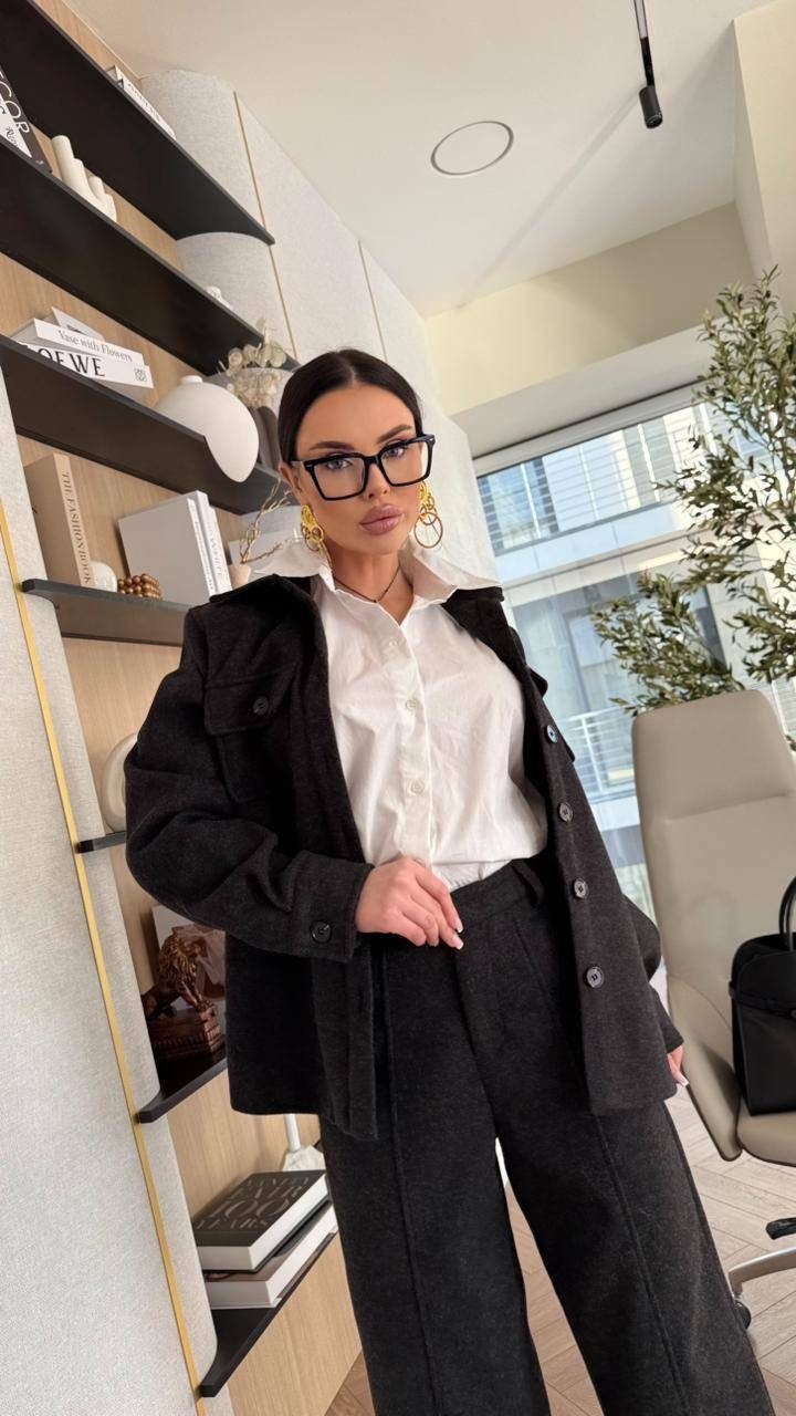 костюм деловой,жакет и брюки,костюм офисный,брюки широкие