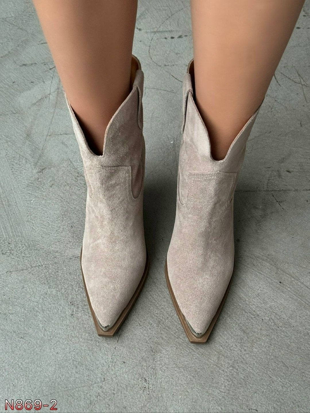 казаки демисезонные ботинки замшевые,замшевые ботильоны,казаки замшевые эконика,замшевые казаки,женская