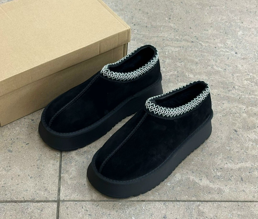 ,угги-мокасины замшевые натуральные зимние черные размер 36,женская ,модные угги,женские угги