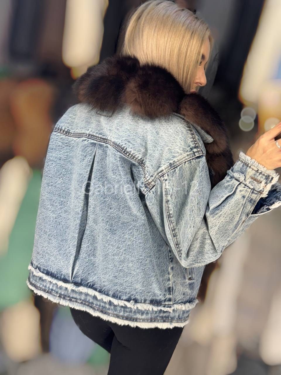 джинсовая куртка с мехом песца,джинсовка с мехом песца,женская джинсовая куртка с мехом песца,куртка с натуральным мехом,джинсовая куртка с мехом