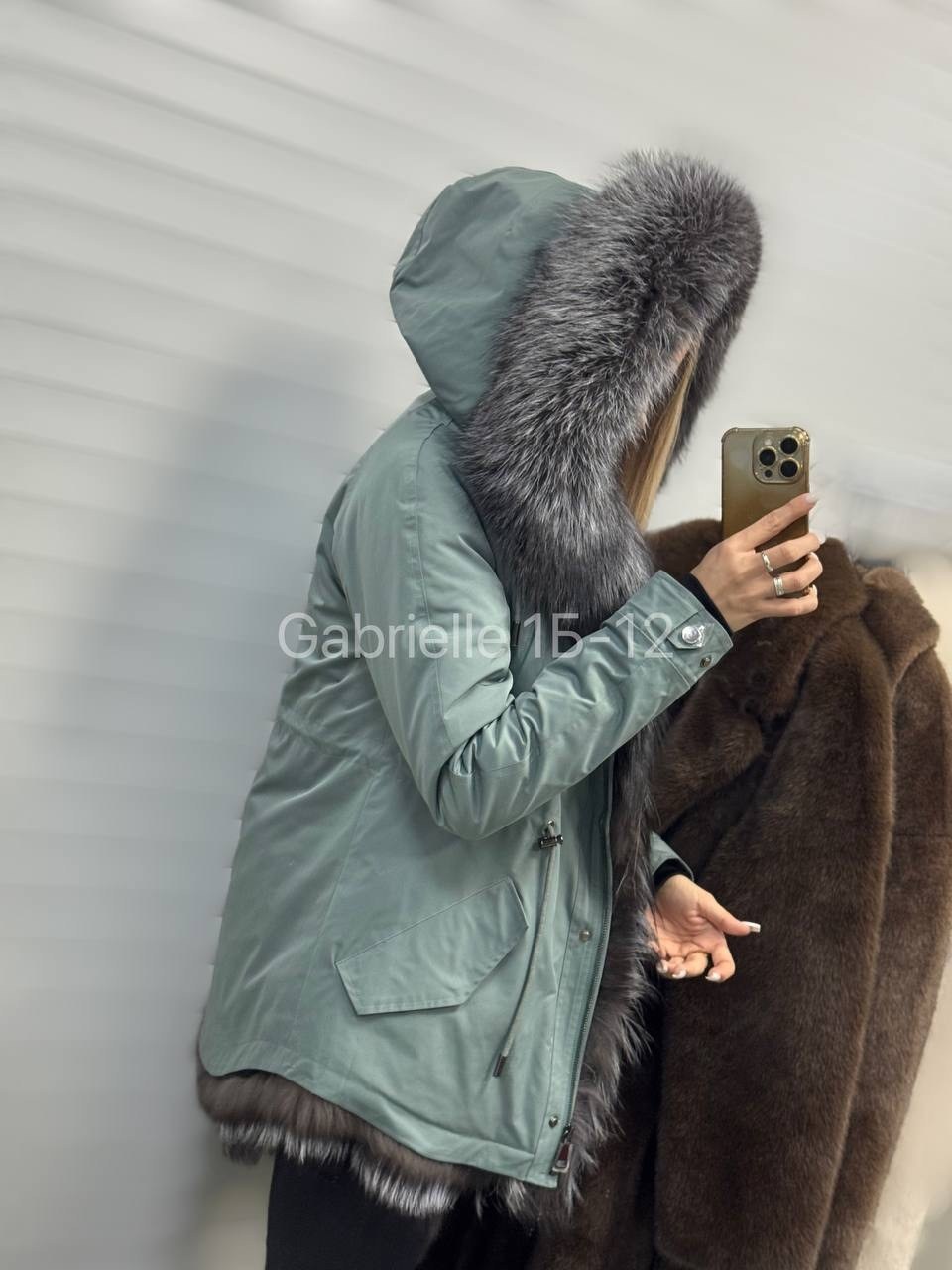 парки с чернобуркой,парка с натуральным мехом,парка с мехом чернобурки,парки с мехом чернобурки,парка с чернобуркой