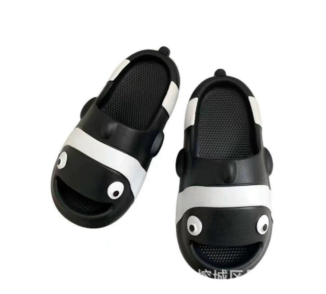 тапочки для плавания,шлепки акула резиновые,модные тапочки,необычные тапочки,тапочки для дома