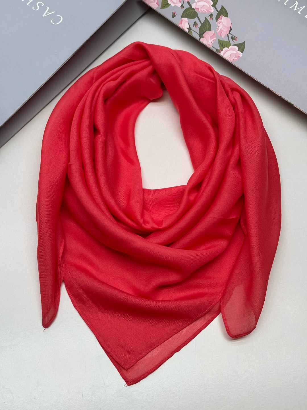 шелковый однотонный платок,платок женский однотонный,oднотонный платок,платки шарф,платки женские
