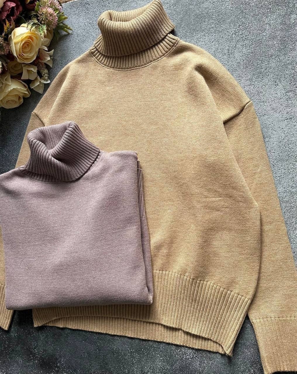 свитер женский оверсайз,cвитер оверсайз с горлом,бежевый свитер,свитер с высоким воротом,свитер оверсайз бежевый