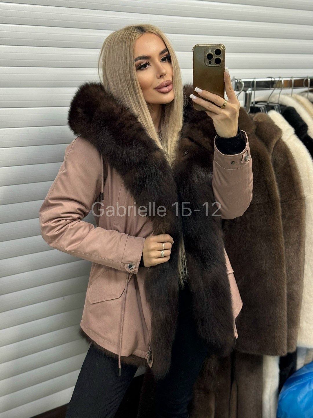 парки с мехом,парка с мехом,парка с натуральным мехом,парка зимняя с натуральным мехом,женская парка с мехом