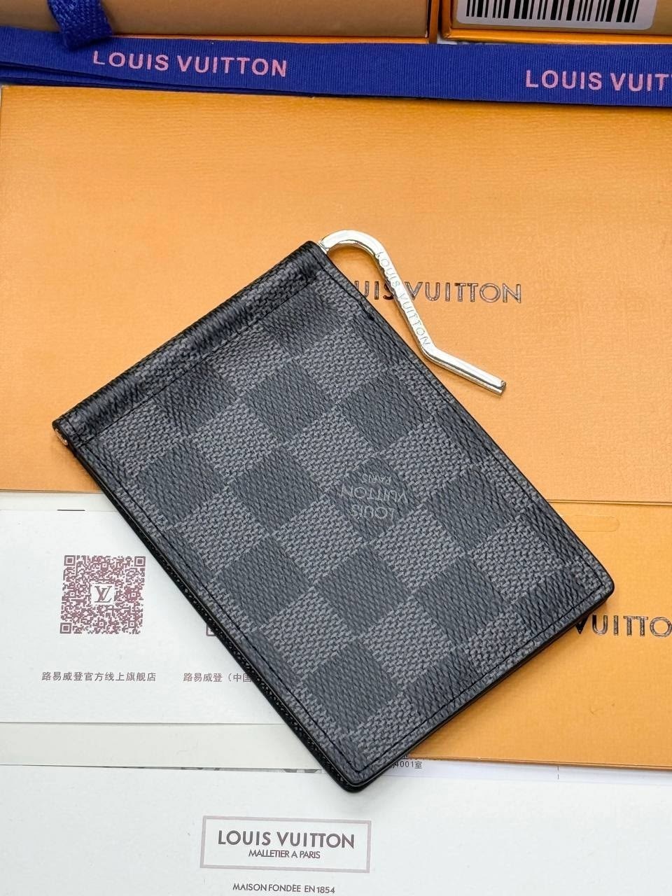 обложка для паспорта louis vuitton,картхолдер louis vuitton,кошелек мужской louis vuitton,визитница картхолдер louis vuitton,кошелек визитница луи витон