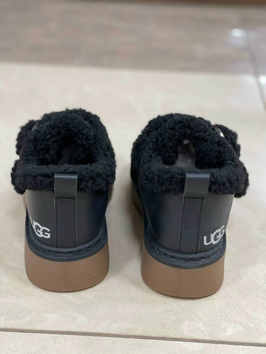 ,угги женские,женская ,зимняя ,модная