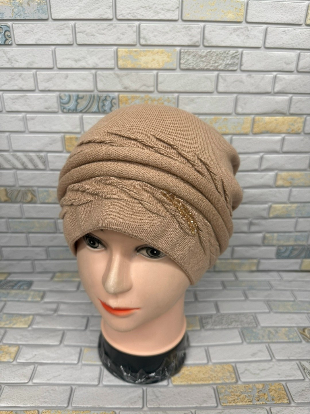 шапка трикотажная,женская трикотажная шапка,шапка женская,шапка для женщин,шапка женская на флисе