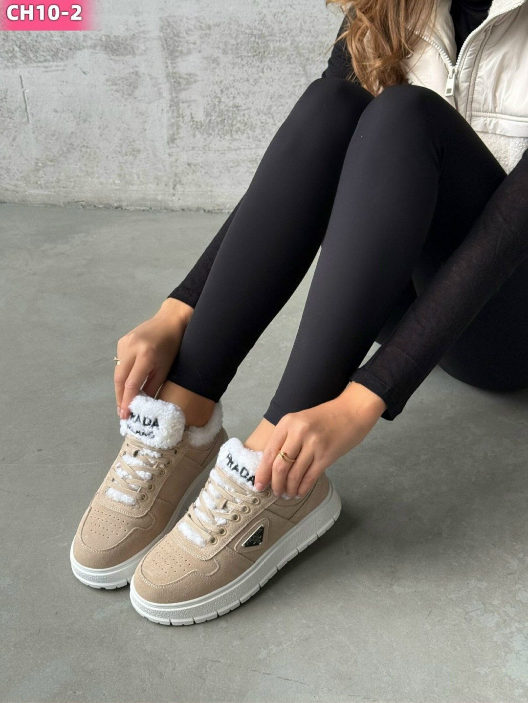 женские кроссовки,,зимние женские кроссовки с мехом,женские зимние кроссовки, зимняя