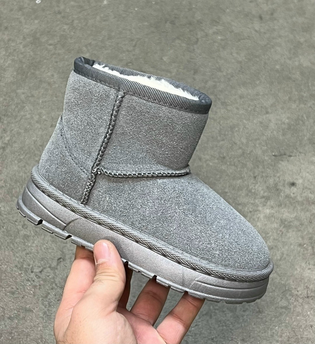 угги женские,,зимняя  женская,угги,женская