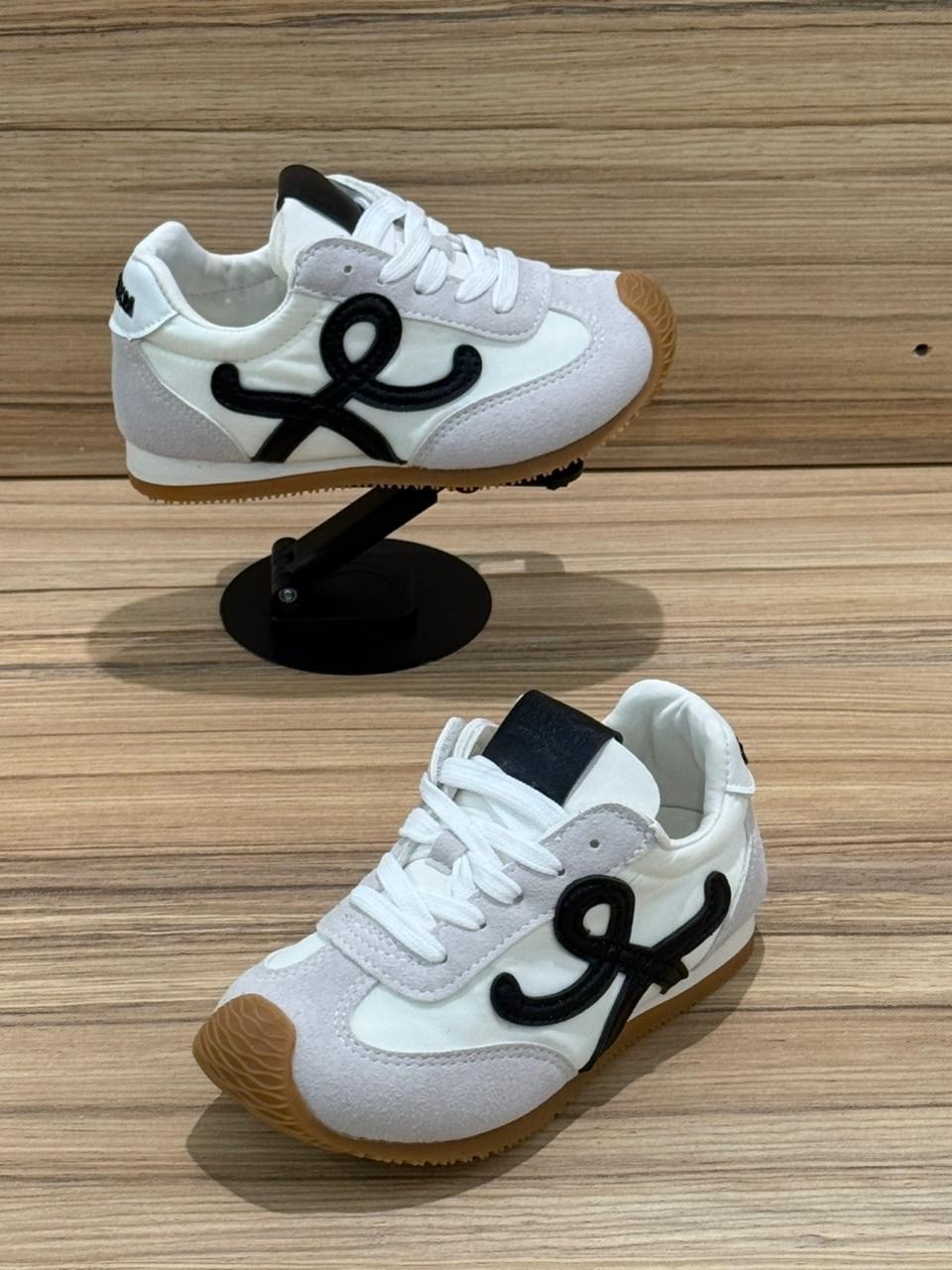 ,кроссовки женскиe,кроссовки loewe,спортивная ,кроссовки брендовые