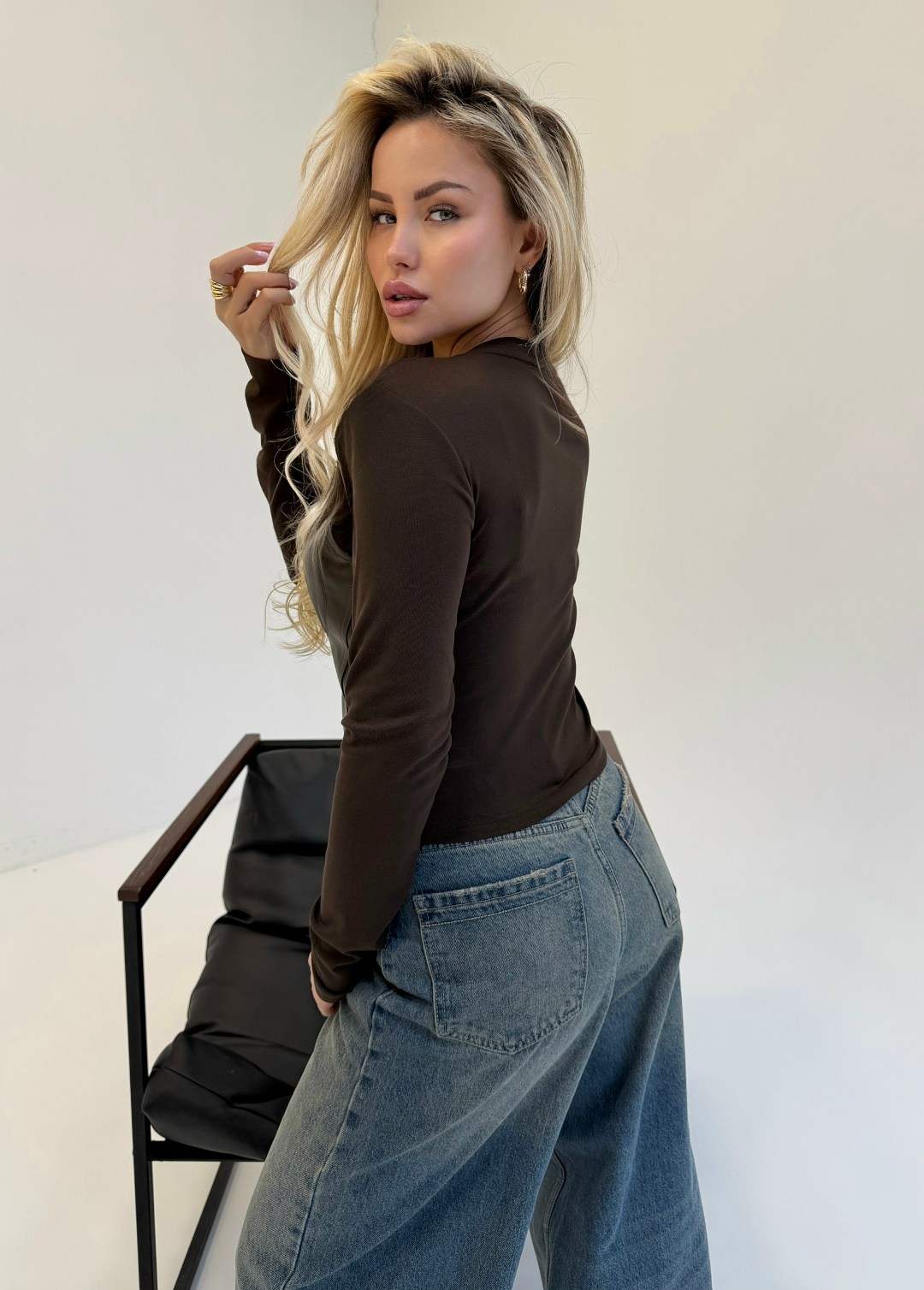 лонгслив на молнии,модные джинсы,джинсы женские,одежда женская