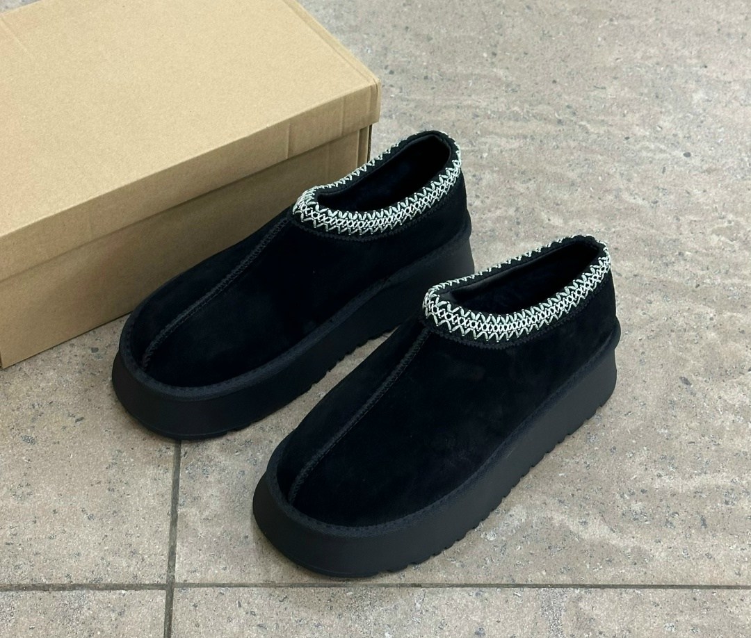 ,угги-мокасины замшевые натуральные зимние черные размер 36,женские угги,модные угги,женская