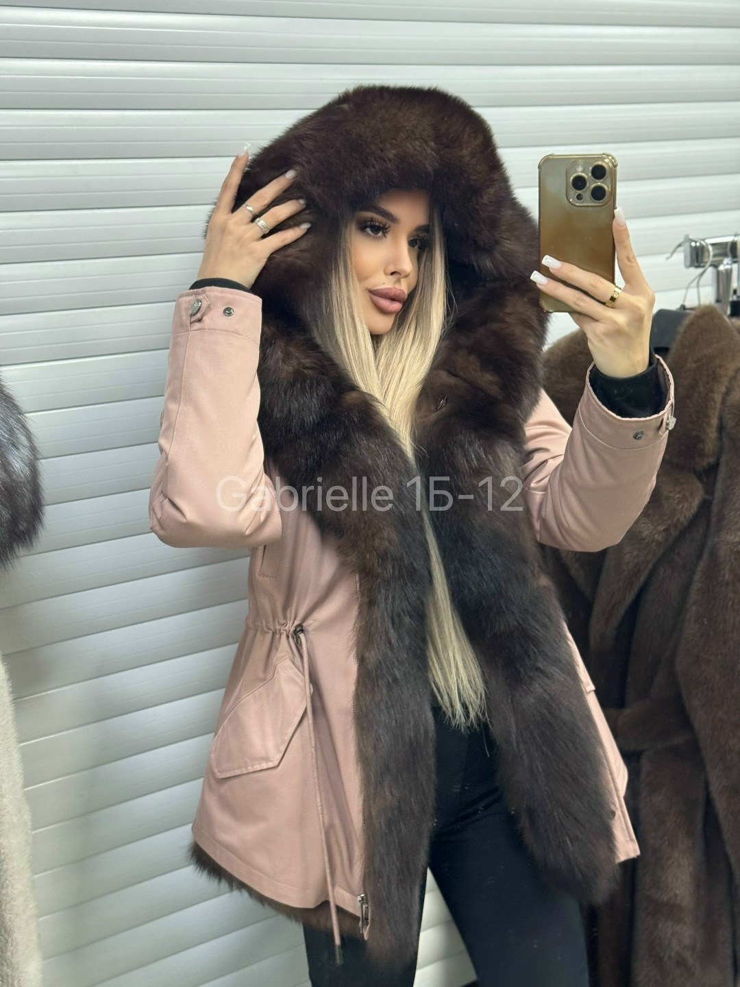 парки с мехом,парка с мехом,парка с натуральным мехом,парка зимняя с натуральным мехом,женская парка с мехом