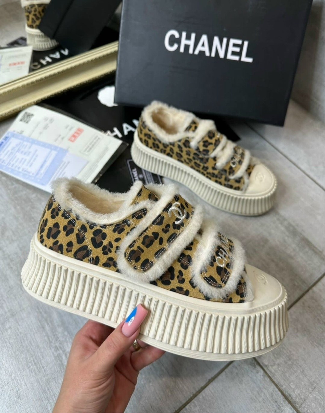 кроссовки chanel,кеды chanel,леопардовые кроссовки,кроссовки зимние шанель,кеды зимние шанель женские