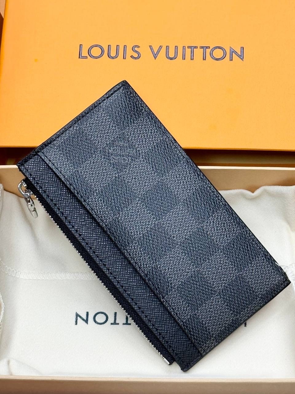 картхолдер louis vuitton,кошелек мужской louis vuitton,louis vuitton кошельки,визитница картхолдер louis vuitton,кошелек портмоне louis vuitton