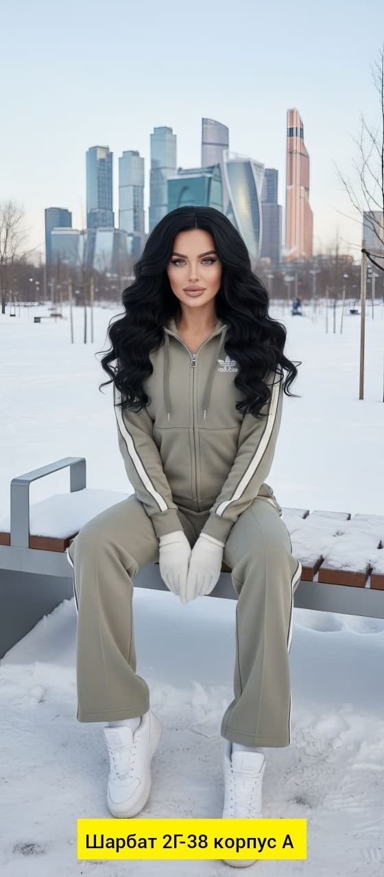 костюм с биркой известного бренда на флисе,женские спортивные костюмы,спортивный костюм,,спортивная одежда женская