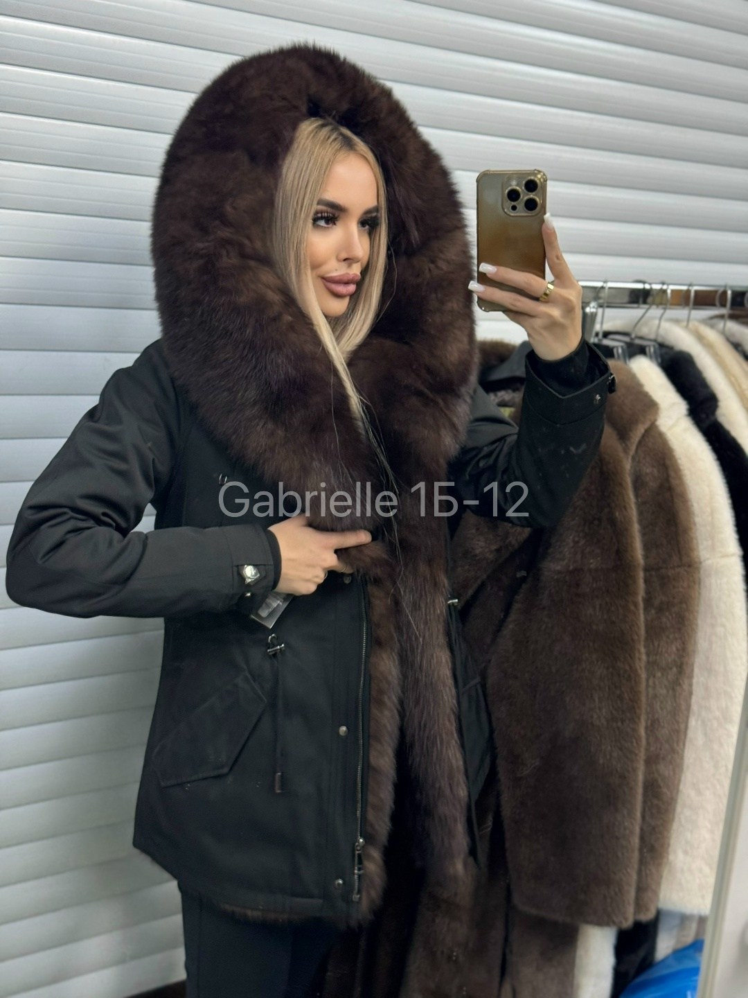 парка с натуральным мехом,парка с мехом песца,парка мехом,парки с песцом,женская парка