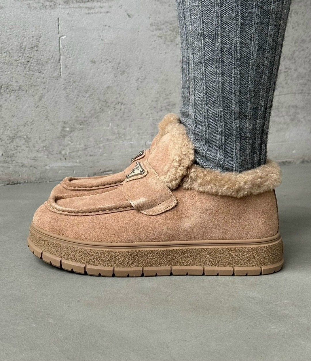 ,женские угги,зимние женские угги,женские зимние лоферы,лоферы на меху