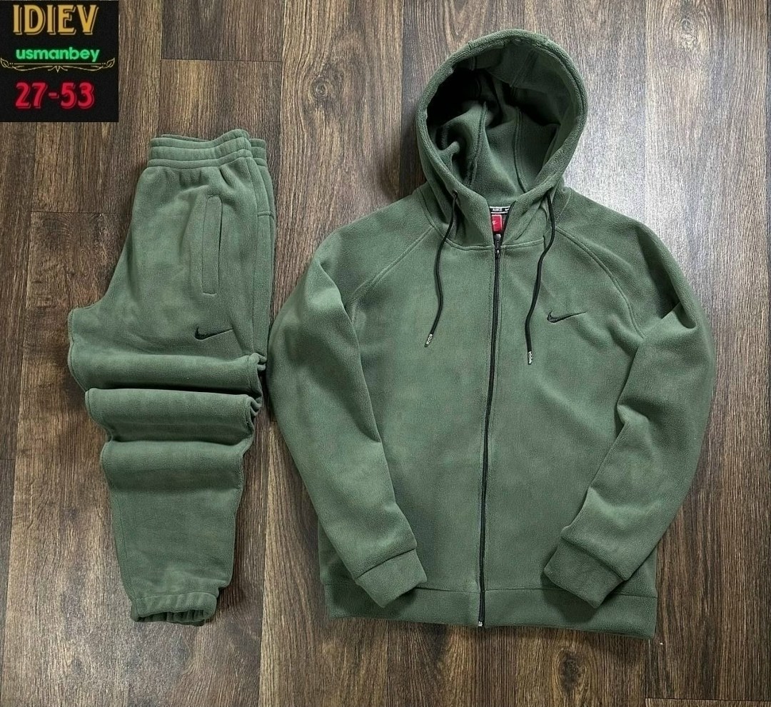 мужской спортивный костюм nike зимний на флиске теплый,флисовый костюм nike,спортивные костюмы на флисе,спортивный костюм nike на флисе,костюм найк на флисе