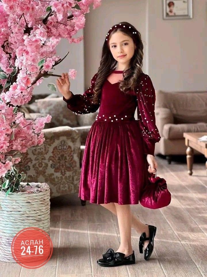 платье детская,бархатное платье для девочки,платье для девочки велюровое,детское платье из бархата,платье велюр для девочки