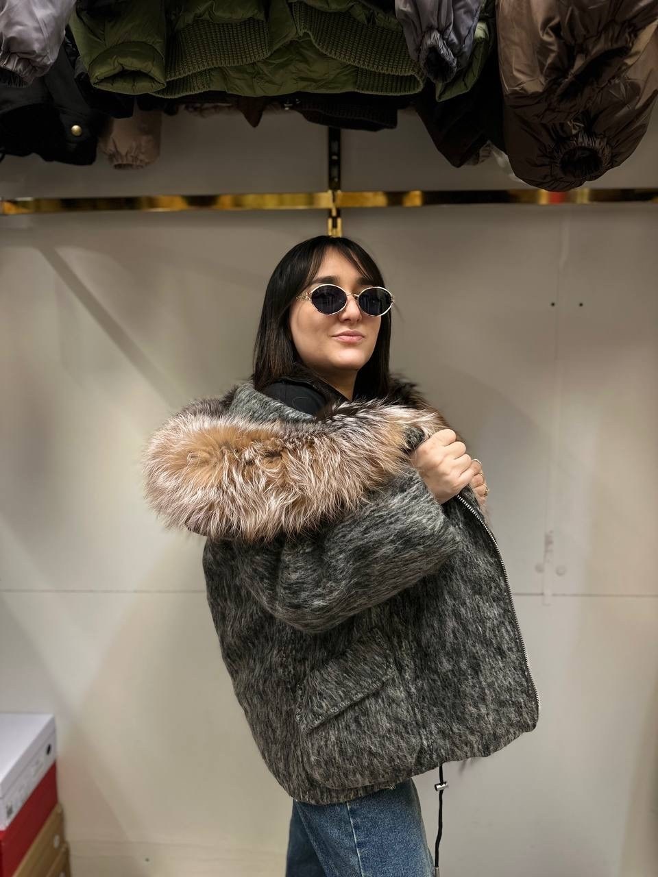 женская зимняя куртка,женская куртка - пуховик с мехом,куртка с натуральным мехом,женский пуховик,пуховик женский с натуральным мехом