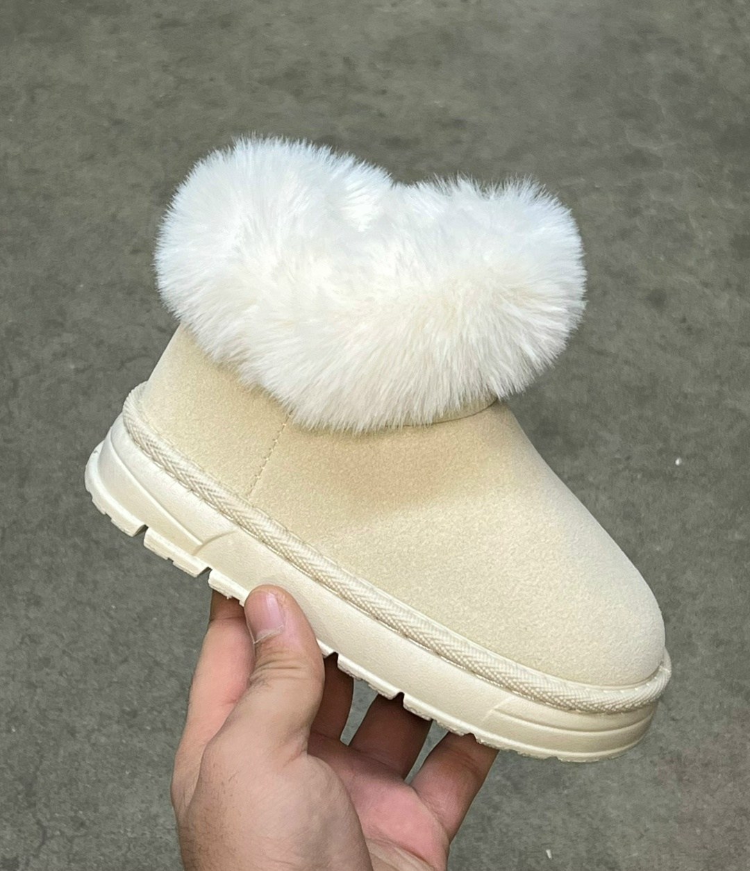 угги женские,,угги женские зимние с мехом,замшевые зимние угги юничел,зимняя женская