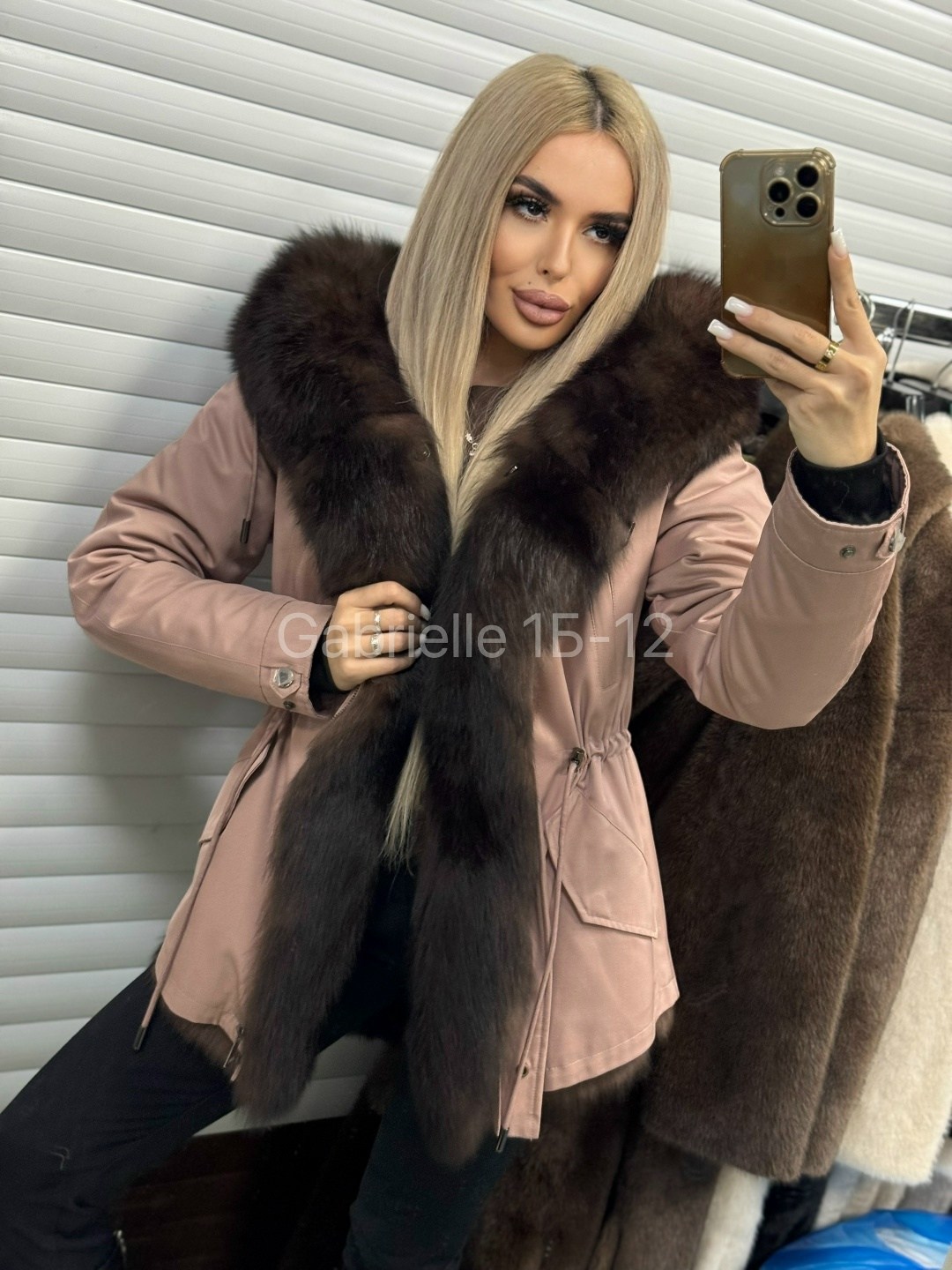 парки с мехом,парка с мехом,парка с натуральным мехом,парка зимняя с натуральным мехом,женская парка с мехом