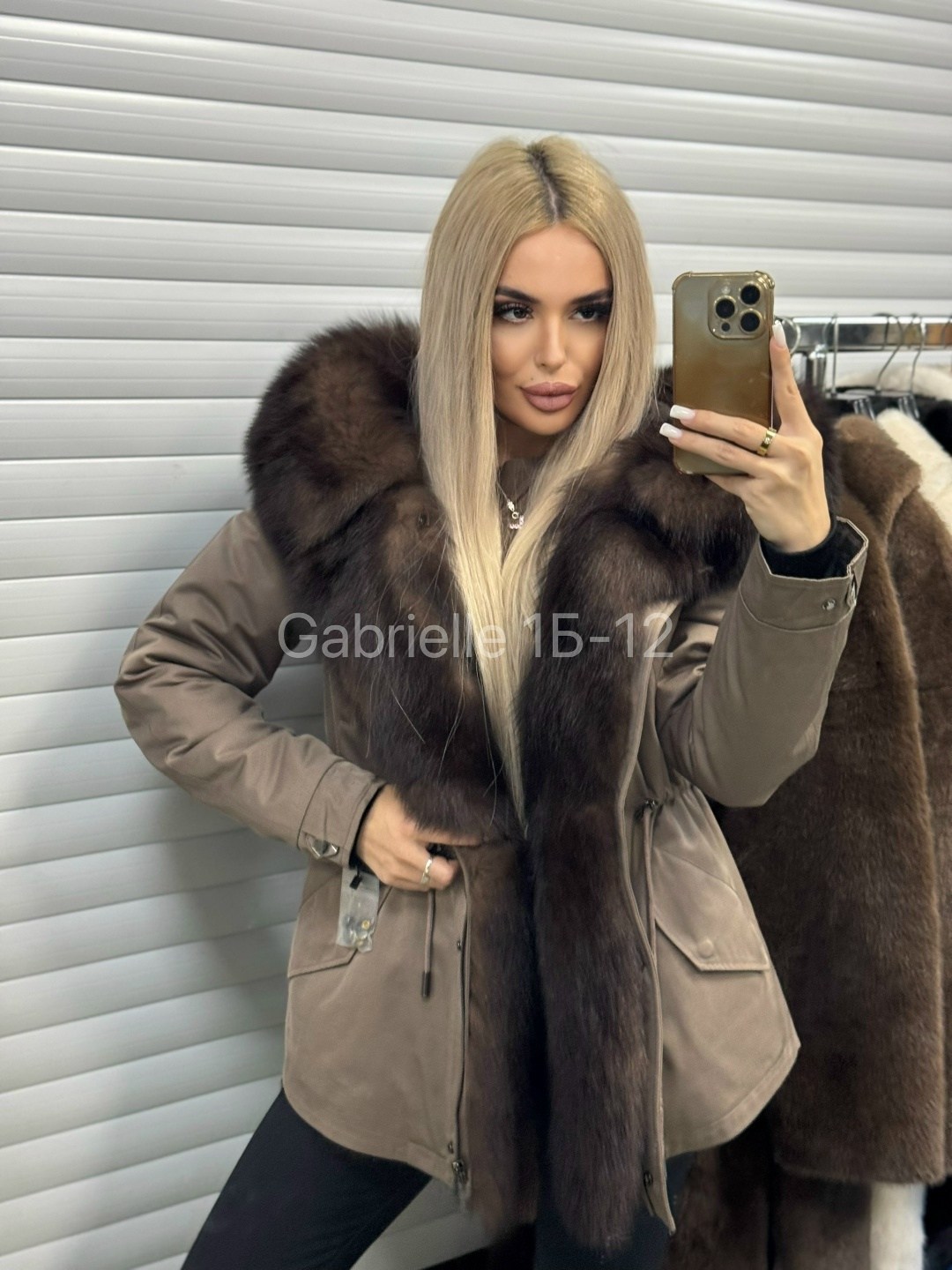 парка с натуральным мехом,парка с мехом,парка с мехом соболя,зимняя парка с натуральным мехом,женская парка