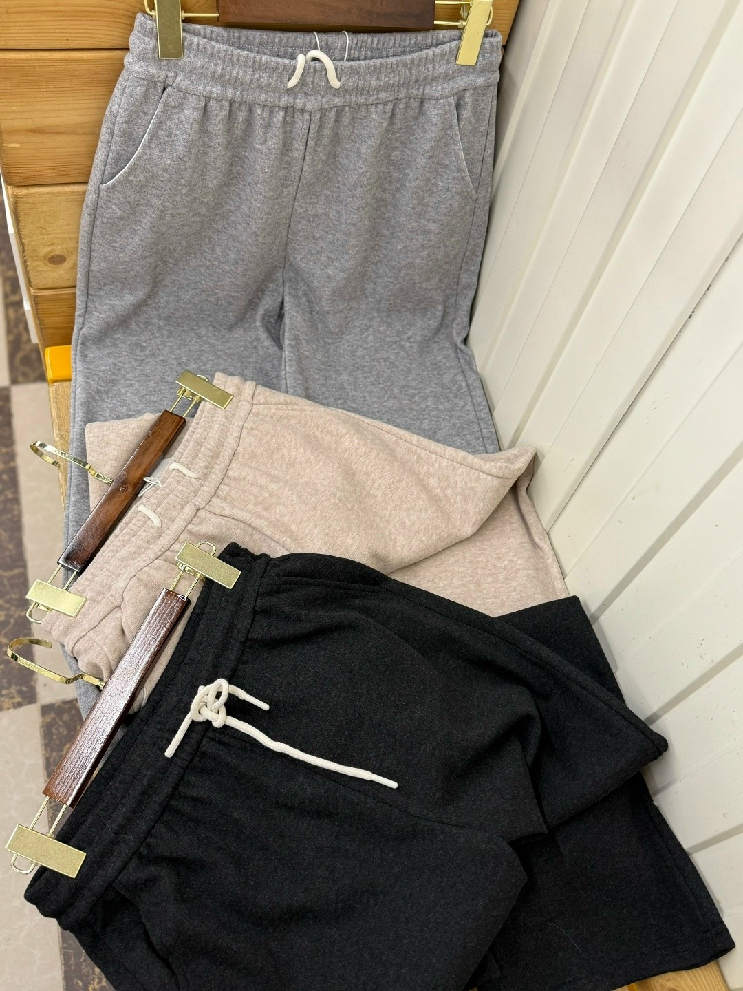 брюки широкие,широкие брюки женские,брюки женские трикотажные с широкими штанинами,брюки свободные,повседневные брюки