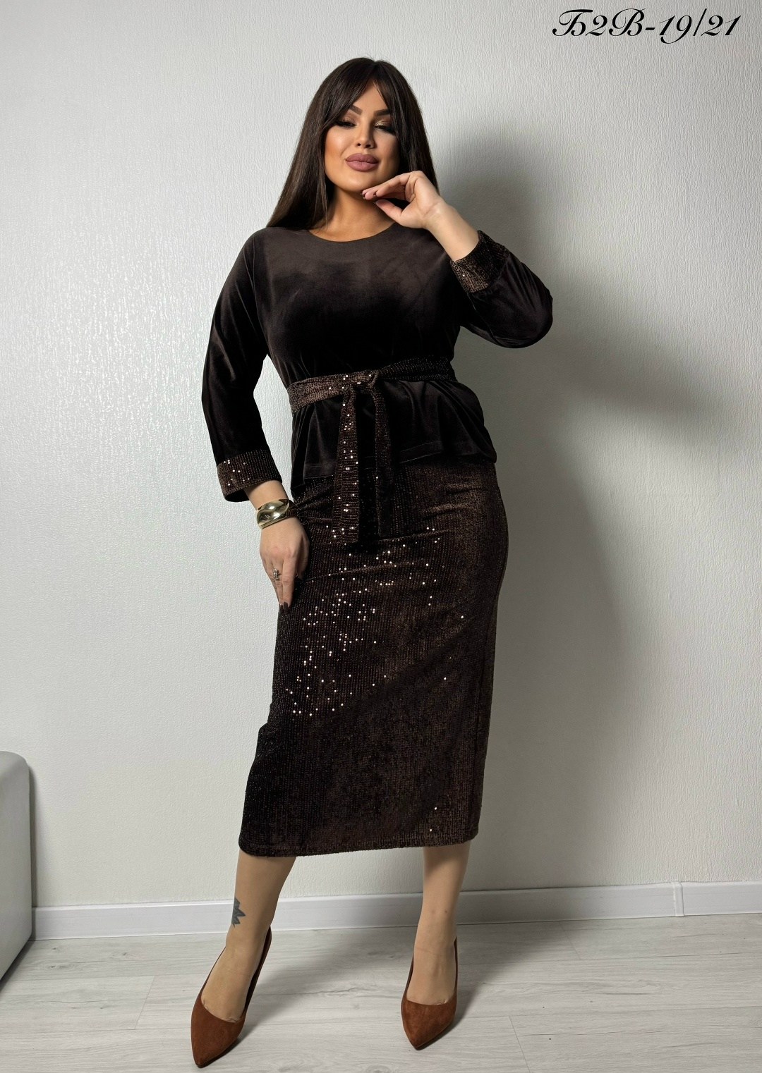 бархатный костюм,бархатный костюм для женщин,костюм велюровый женский,костюм с брюками,женский костюм