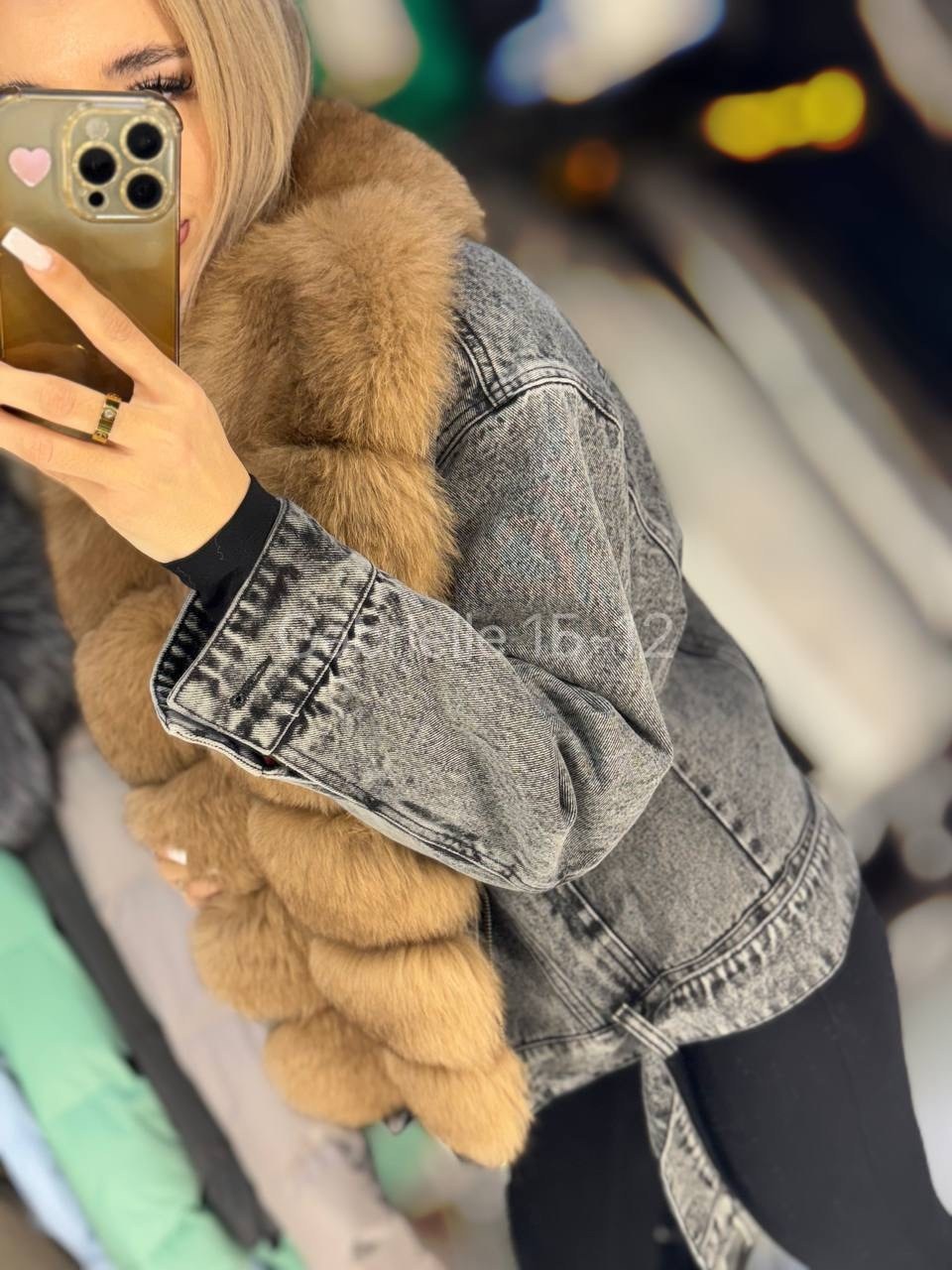 джинсовая куртка с натуральным мехом песца,куртка джинсовая с мехом песца,джинсовка с мехом песца,джинсовая куртка с натуральным мехом,куртка джинсовая с мехом