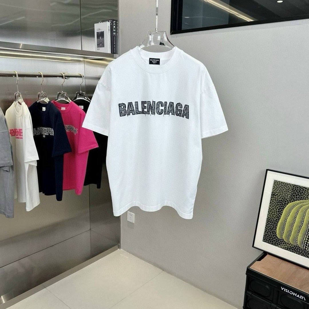 мужские футболки givenchy,футболка живанши мужская белая givenchy t-shirt,живанши футболка,белая футболка мужская,футболки мужские