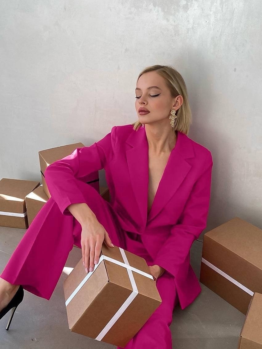 женский брючный костюм,малиновый брючный костюм,розовый брючный костюм,женский костюм брючный классический палаццо малиновый,классический брючный костюм