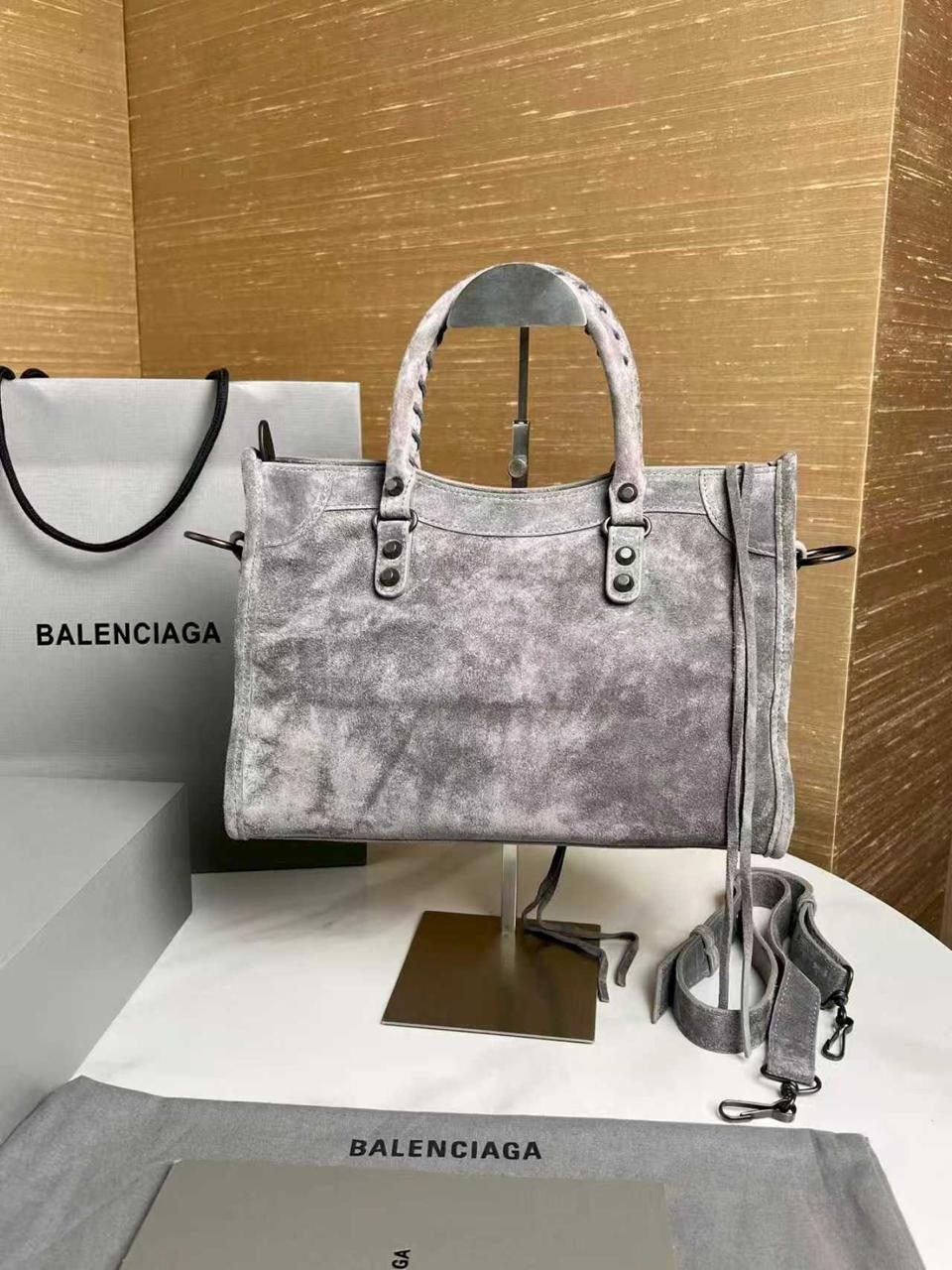 сумка balenciaga neo classic city,сумка balenciaga женская серая,сумка баленсиага серая,balenciaga сумка женская,сумка баленсиага коричневая