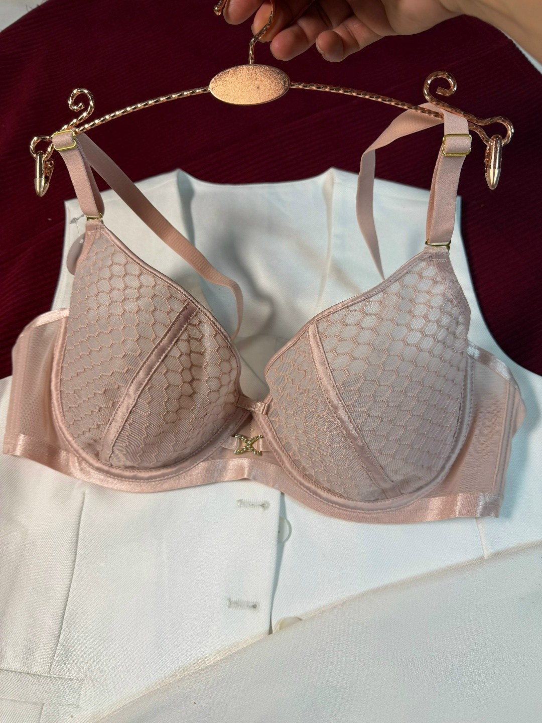 бюстгальтер,бюстгальтер пуш ап,женские бюстгальтеры,нижнее белье бюстгальтер,бюстгальтер на косточках с пуш ап