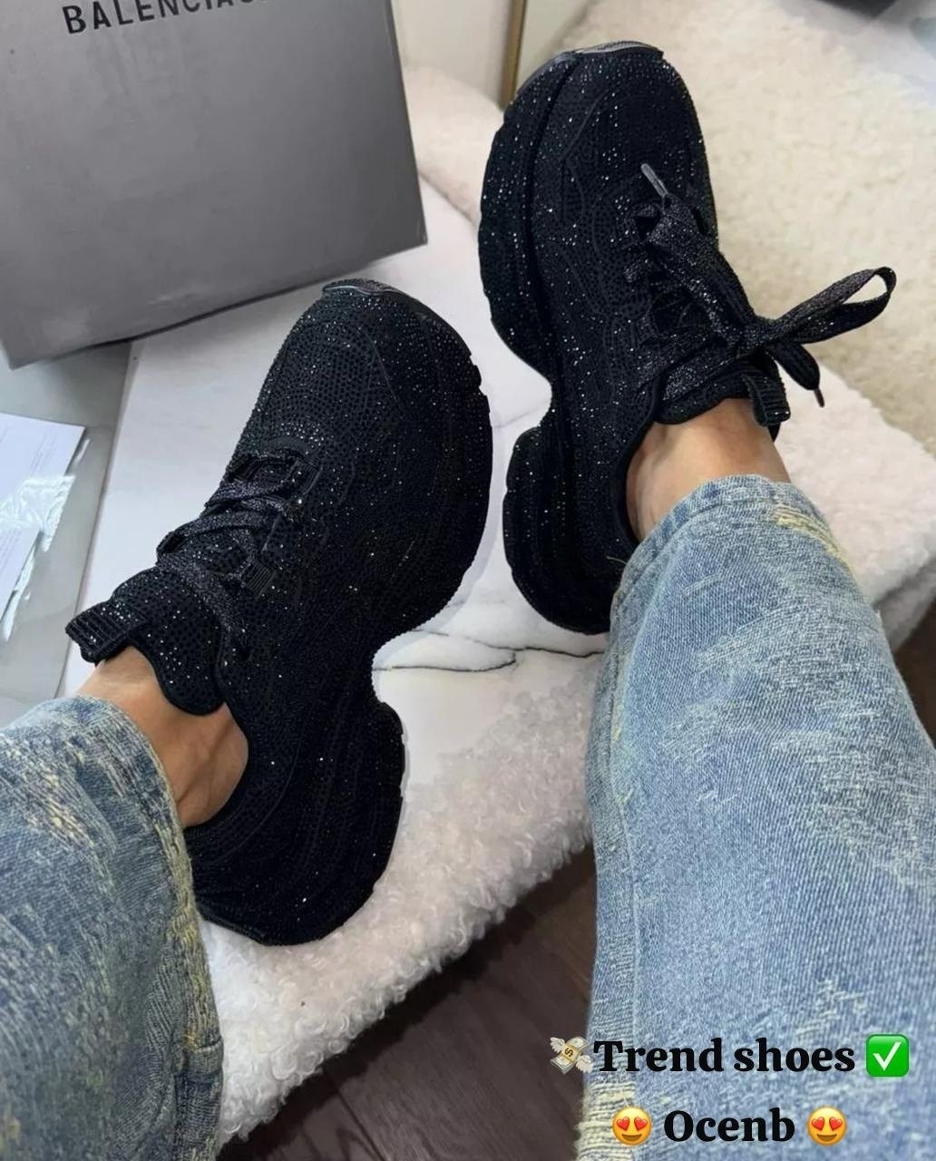 кроссовки balenciaga женские,,кроссовки женские со стразами,женские кроссовки balenciaga блестящие со стразами,кроссовки balenciaga женские со стразами