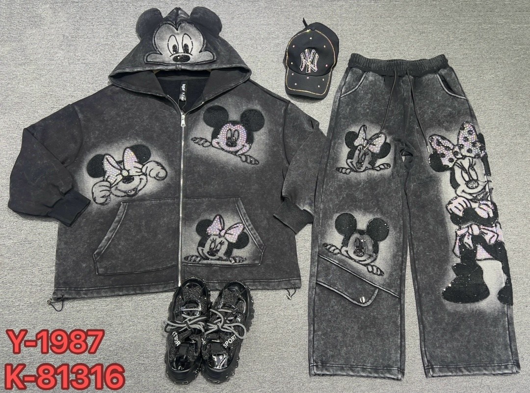 женский джинсовый костюм,джинсовые костюмы,модные костюмы,зимний костюм,повседневный костюм