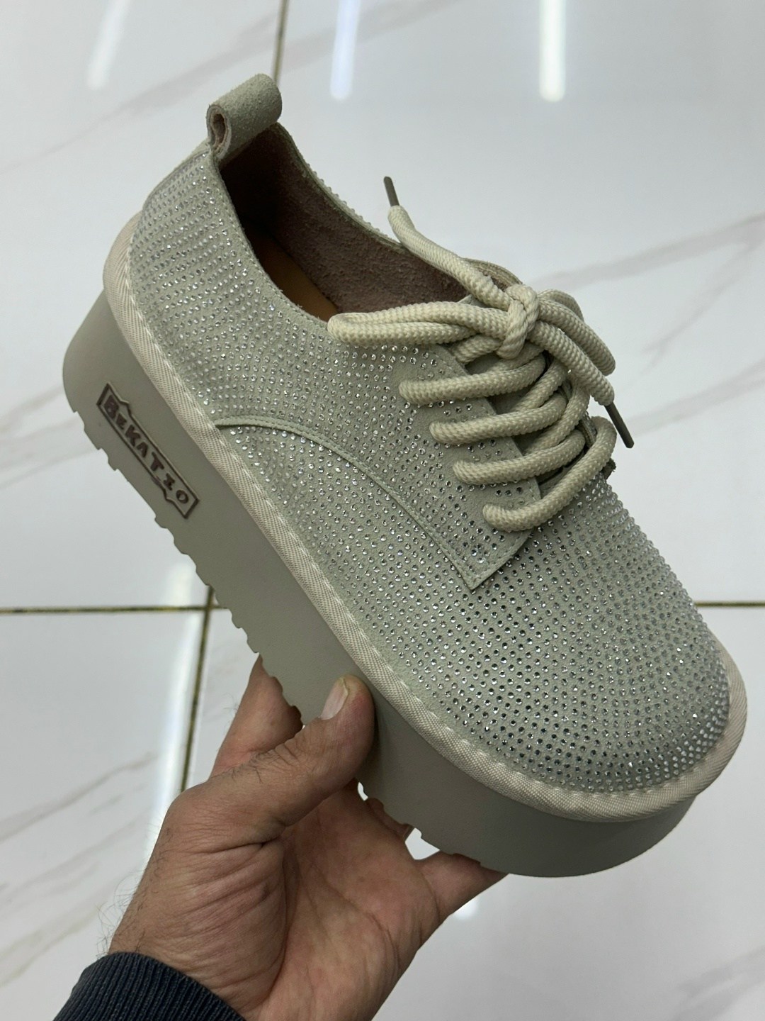 ,кроссовки женские,женская ,обуви,повседневная