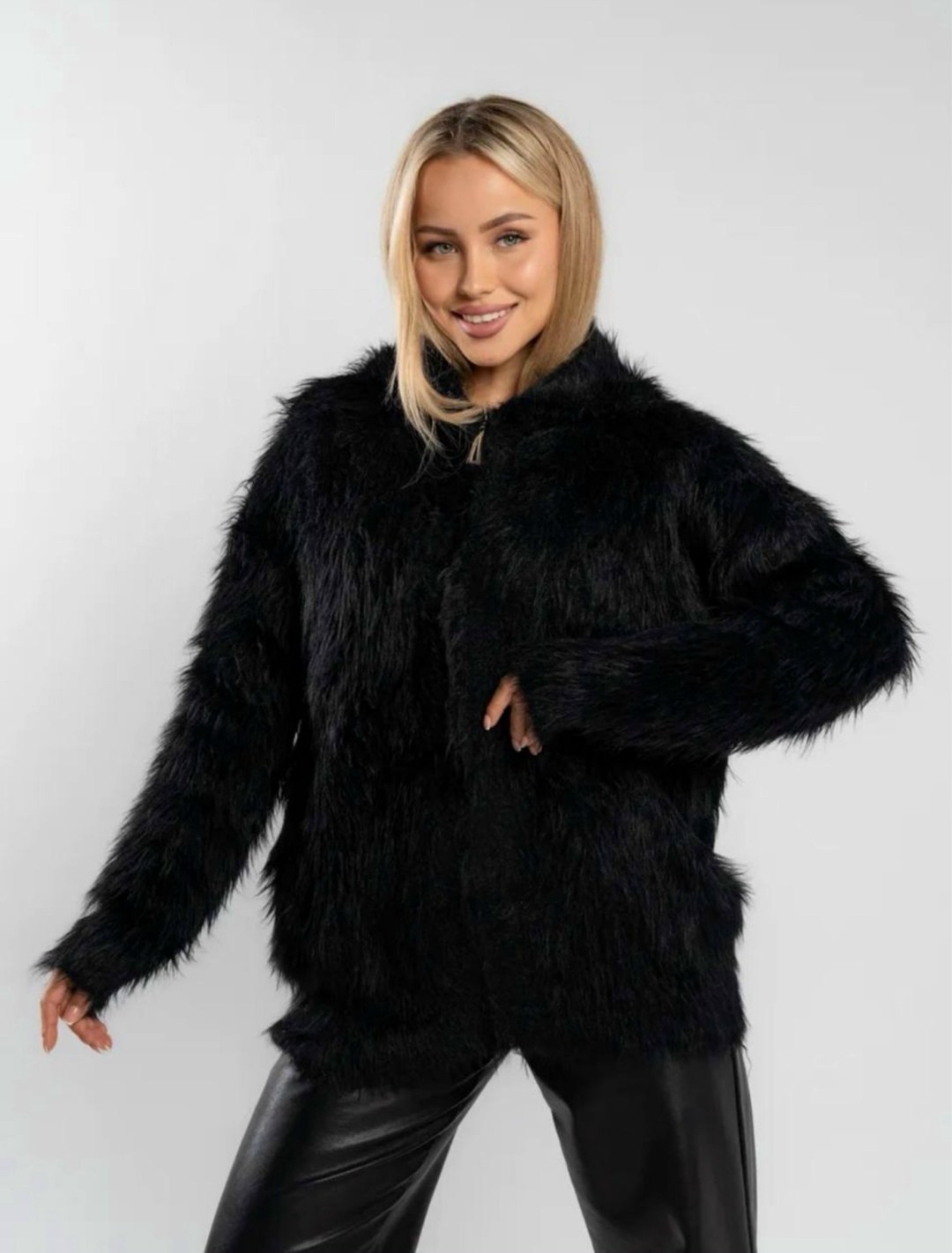 пушистая кофта,шуба пушистая,кофта пушистая с длинным рукавом на замке,шуба искусственная,женская шуба