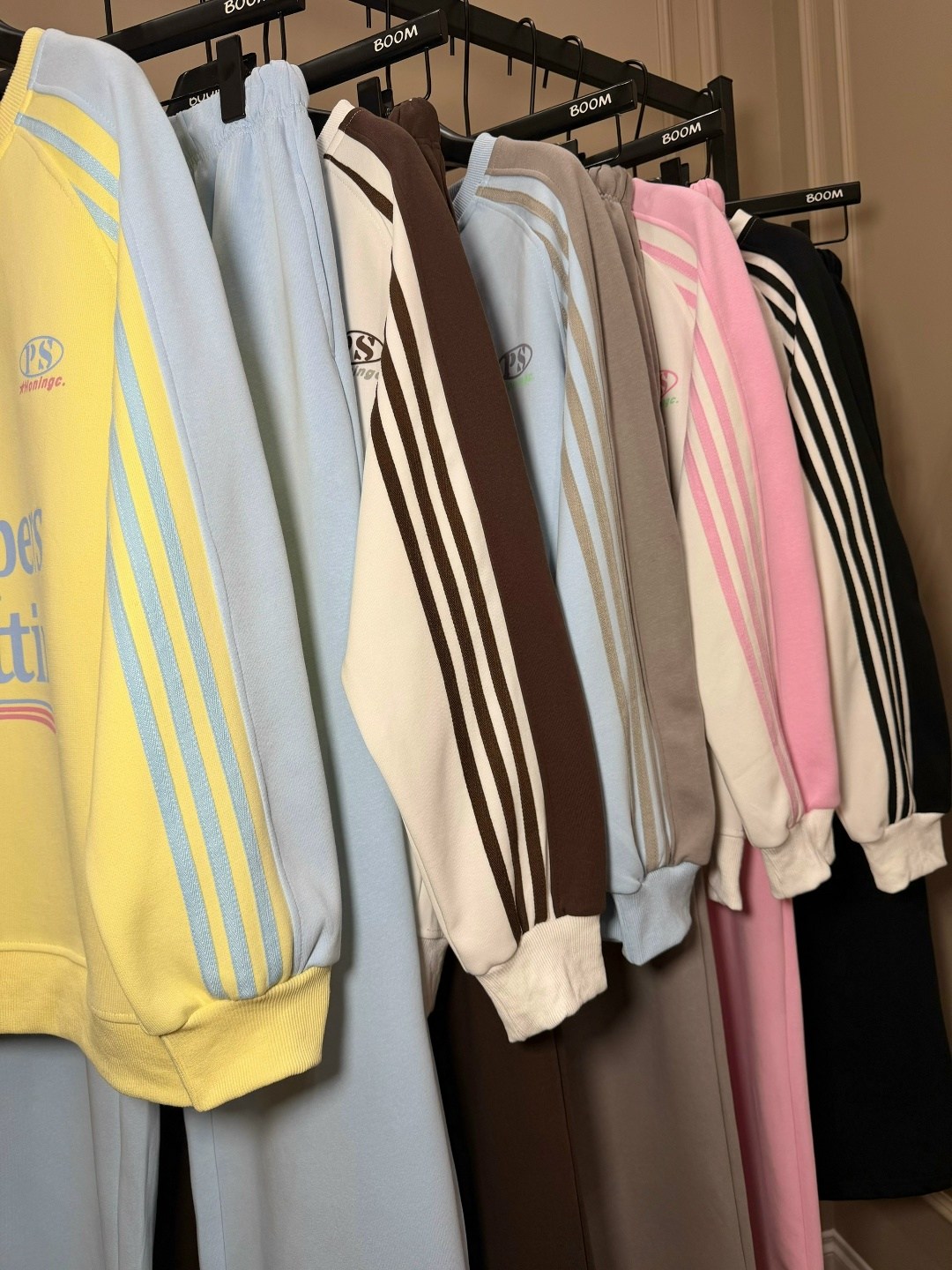 спортивный женский костюм,спортивный костюм,спортивные костюмы ,повседневный спортивный костюм,спортивный костюм двойка sporty&rich w suits