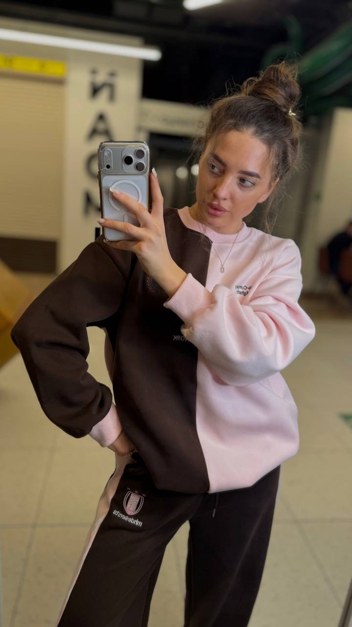 костюм спортивный,спортивный костюм женский,костюм коричневый,cпортивный костюм оверсайз,костюм женский miu miu олимпийка и брюки