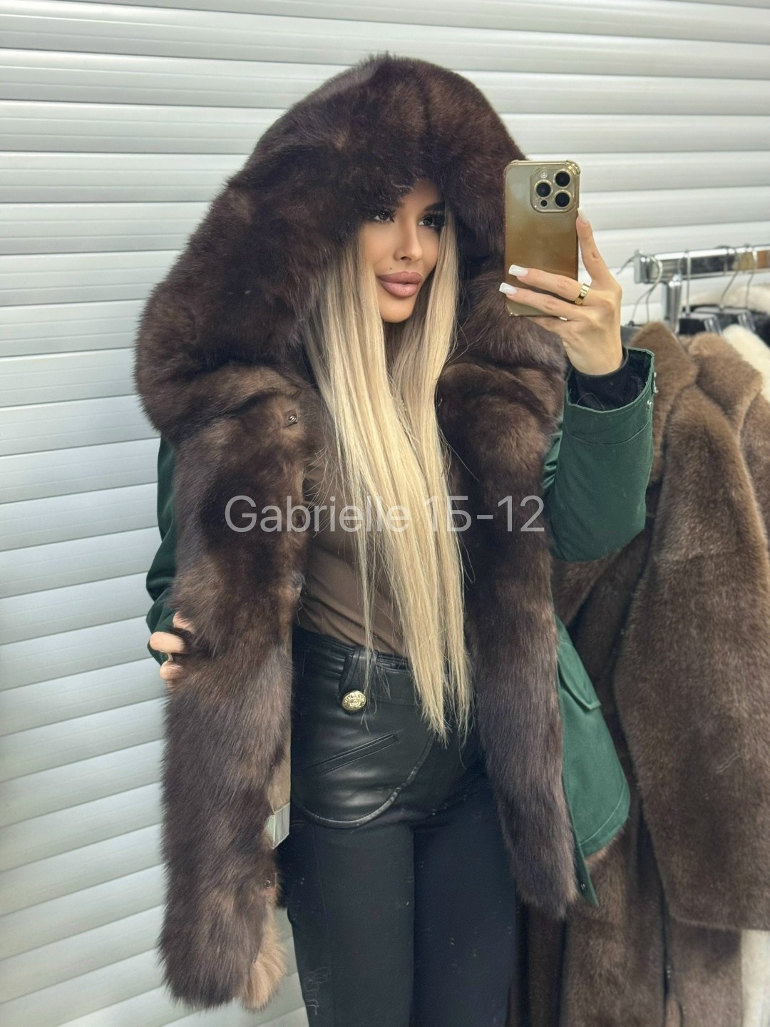 парка с натуральным мехом,парка с мехом,парки с мехом,меховая парка,парка с мехом песца