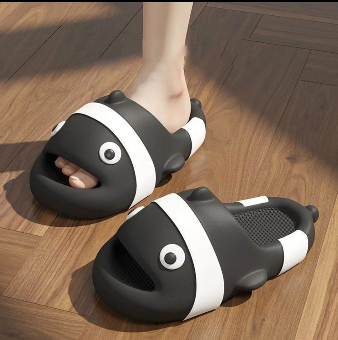 тапочки для плавания,шлепки акула резиновые,модные тапочки,необычные тапочки,тапочки для дома