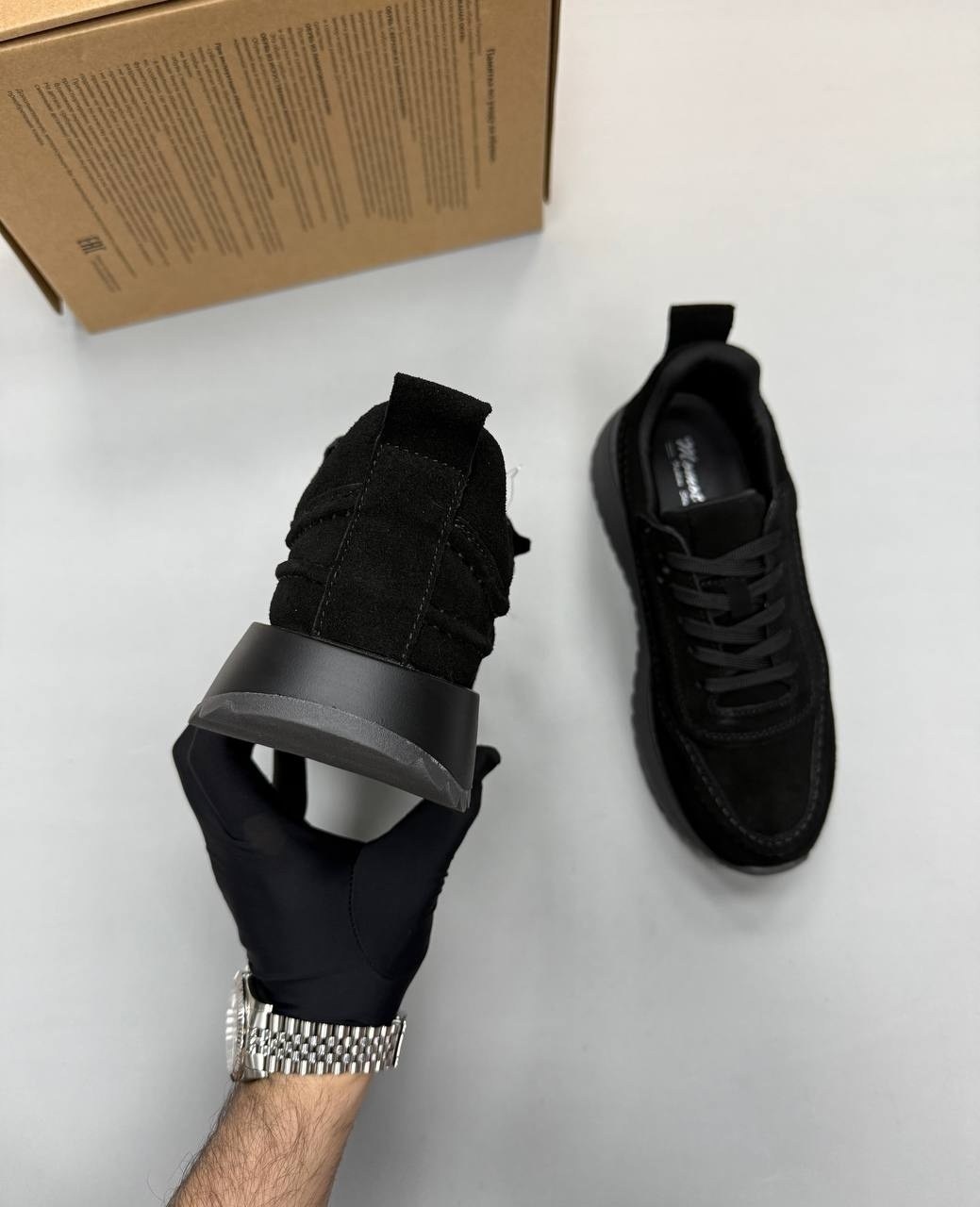 кроссовки женскиe,кроссовки женские черные,кроссовки замшевые,черные кроссовки,кроссовки натуральная замша