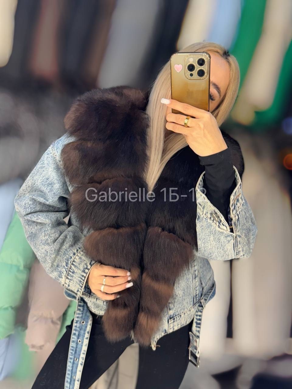 джинсовая куртка с натуральным мехом песца,куртка с натуральным мехом,джинсовая куртка с мехом песца,пуховик с натуральным мехом,пуховик с мехом песца